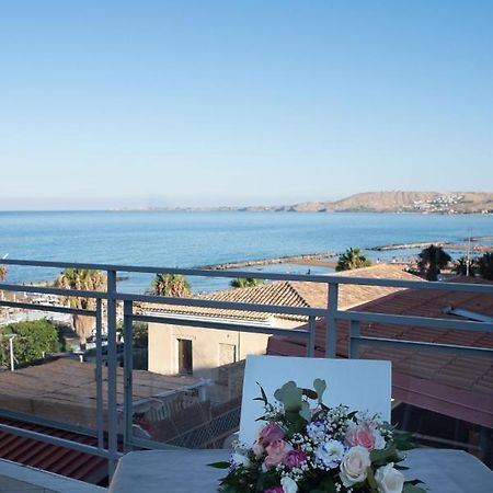 Palazzotto 902 Bed & Breakfast Crotone Dış mekan fotoğraf