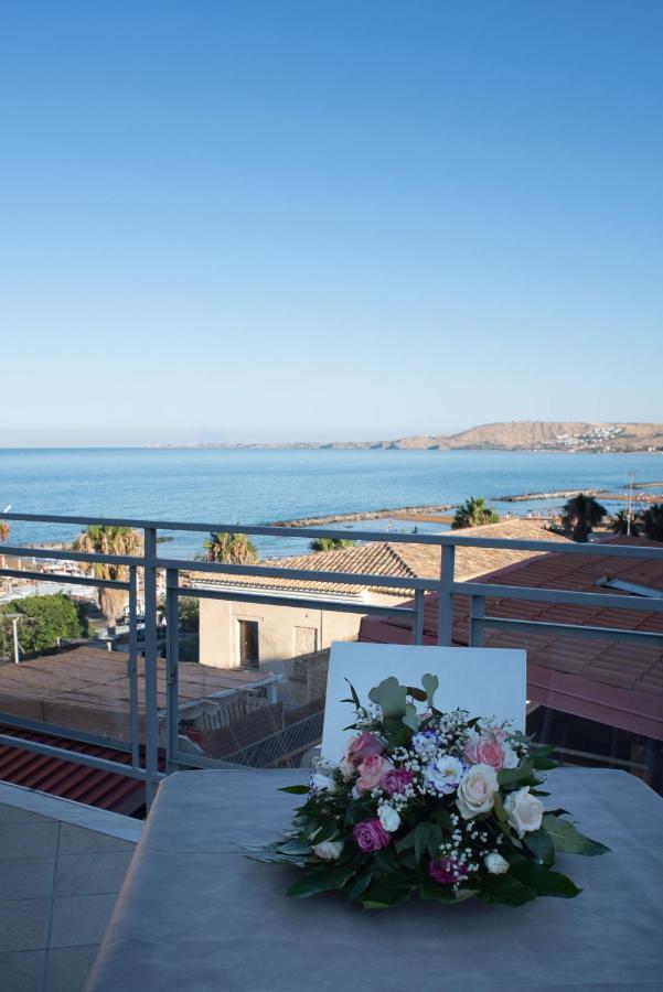 Palazzotto 902 Bed & Breakfast Crotone Dış mekan fotoğraf